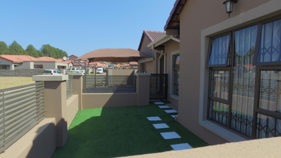 4 Bedroom Property for Sale in Waterkloof A H North West